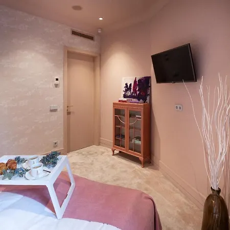 Redstone 4* ريغا