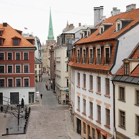 Redstone Apart Otel Riga