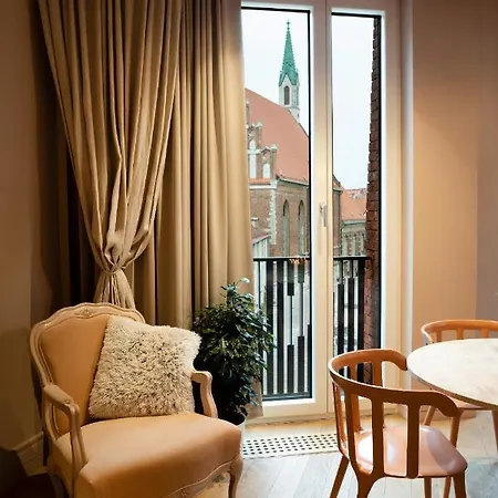 Apart Otel Redstone Riga