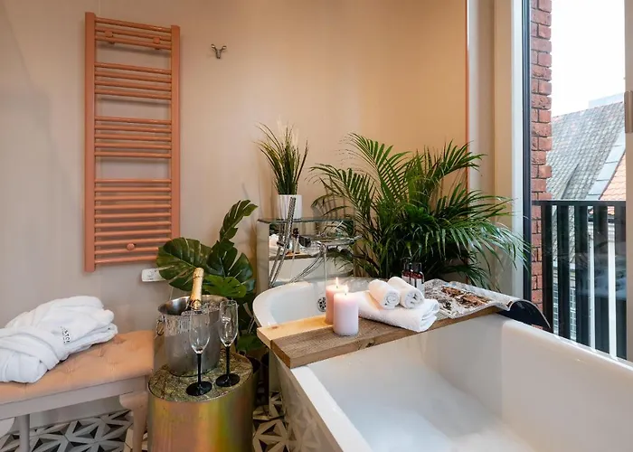 Redstone Апарт-отель 4*