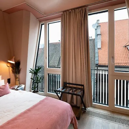 Redstone Hotel apartamentowy