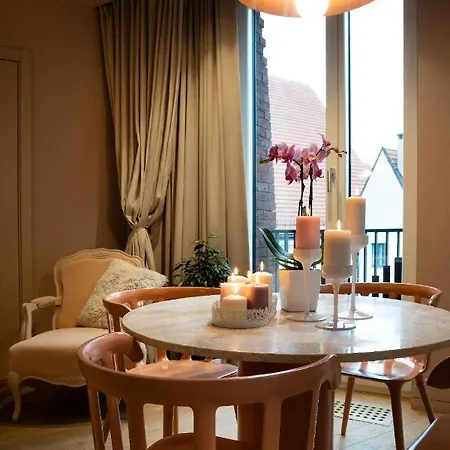 Hotel apartamentowy Redstone 4*