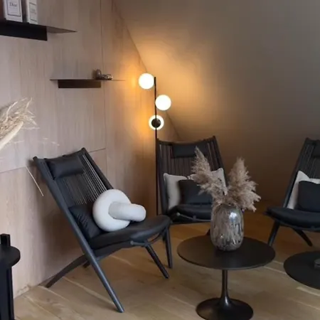 Redstone Hotel apartamentowy Ryga