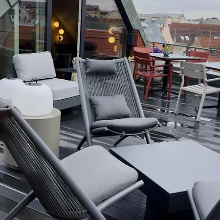 Redstone Hotel apartamentowy Ryga