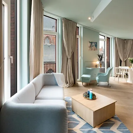 Redstone 4* Рига