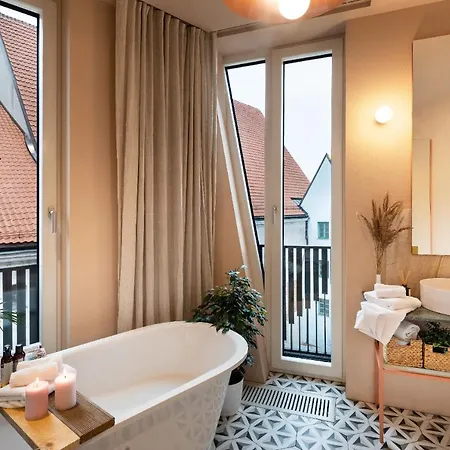 Апарт-отель Redstone 4*