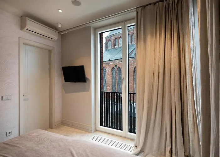 Апарт-готель Redstone 4*